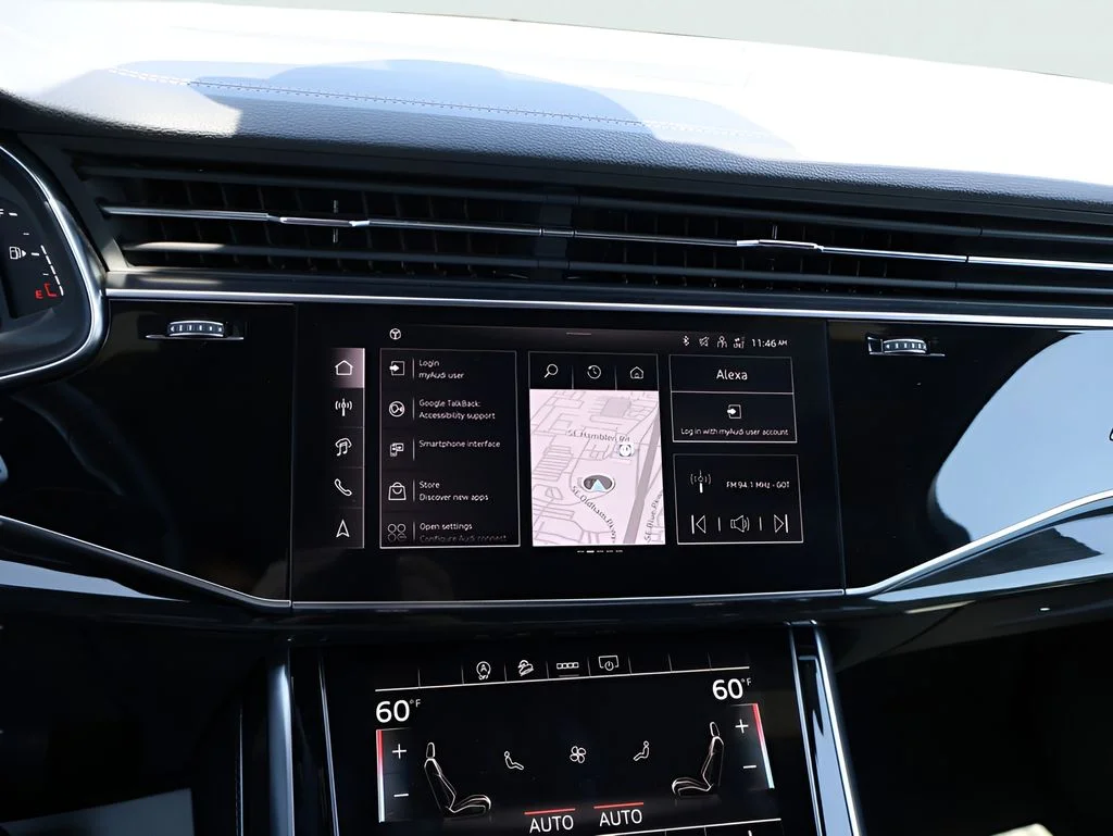 Used 2025  Audi 55 Premium Plus image 24