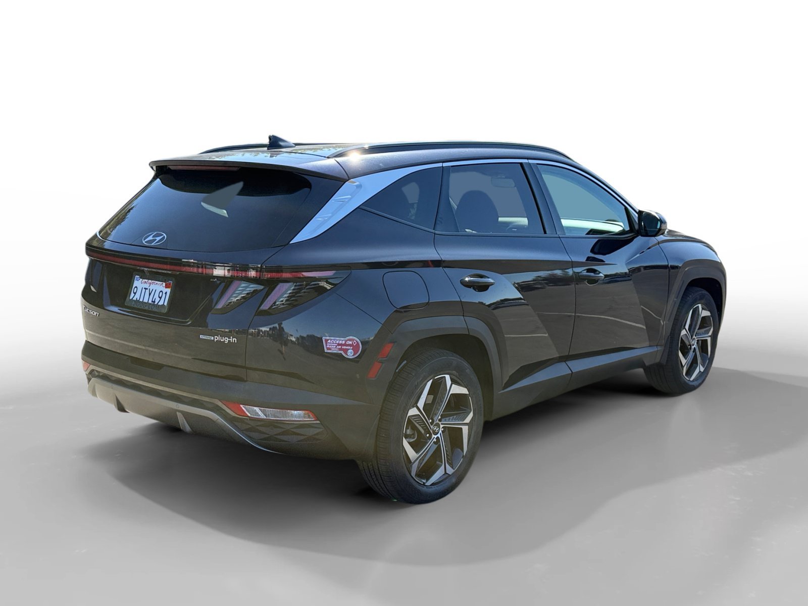 Certified Used 2024 Deep Sea Hyundai Limited image 5
