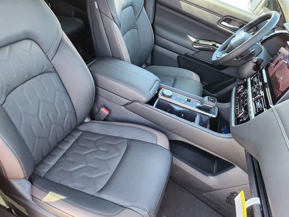 New 2026 Boulder Gray Pearl Nissan Platinum image 11