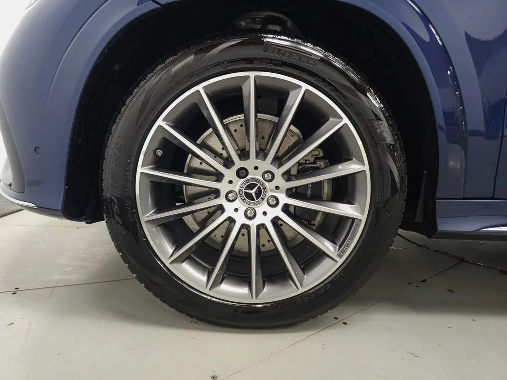 Used 2025 Twilight Blue Metallic Mercedes-Benz GLE 450e image 35