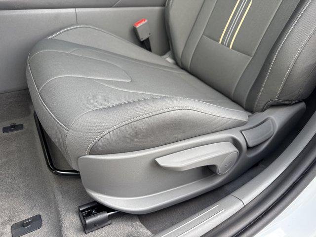 2026 Hyundai Elantra SEL - Photo 11