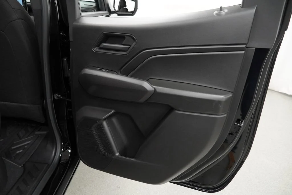 New 2026 Black Chevrolet Trail Boss image 25