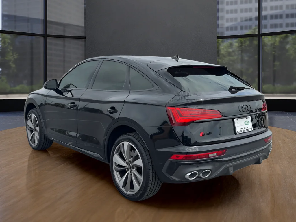 Used 2024  Audi Premium Plus image 7