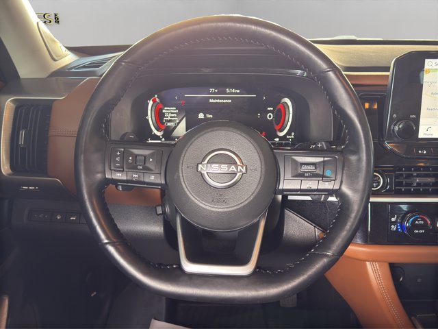 Used 2022 Super Black Nissan Platinum image 10