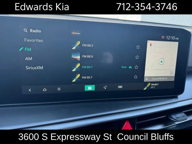 2025 Kia Sorento EX - Photo 24