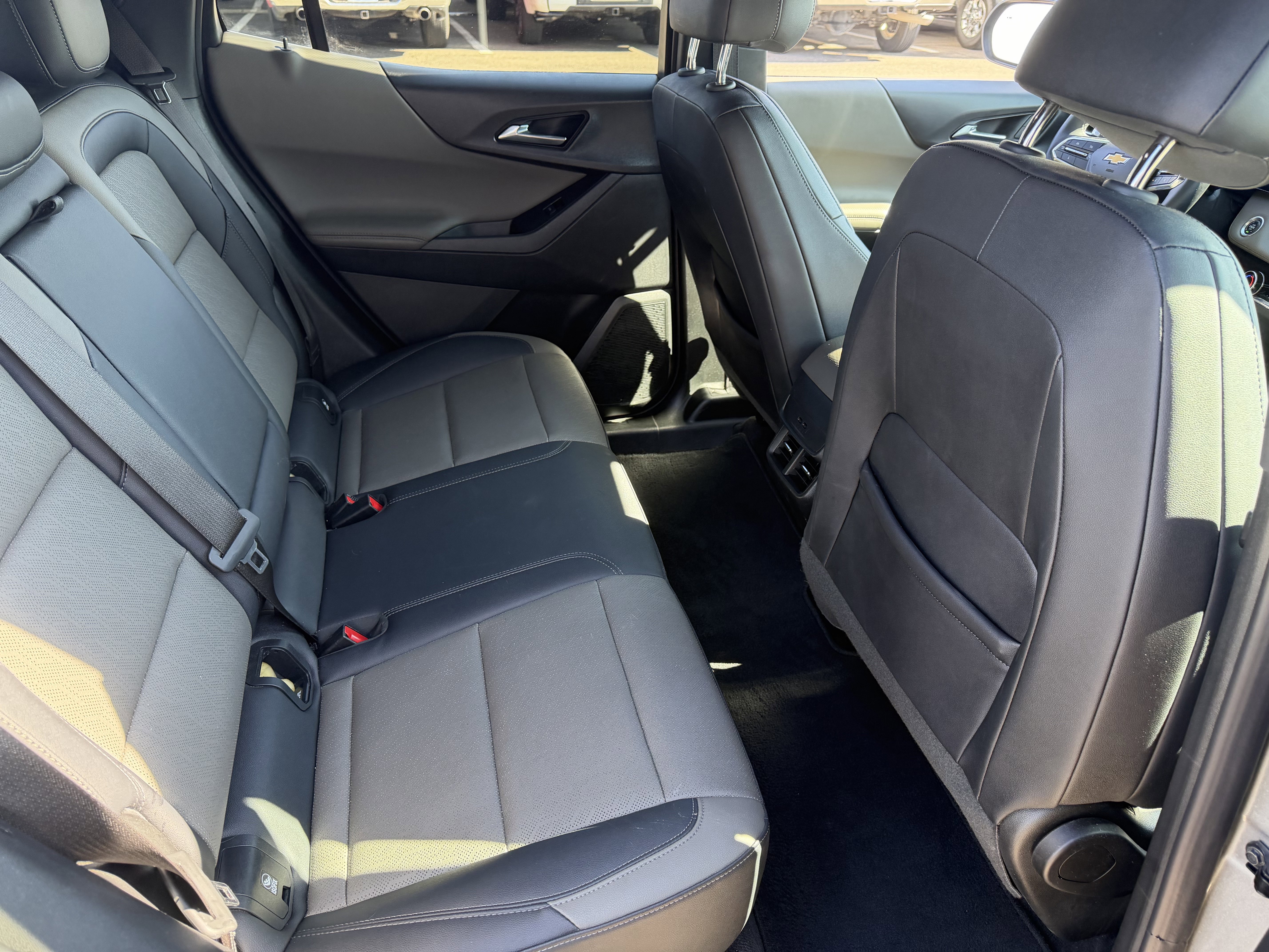 Used 2025 Gray Chevrolet LT image 9
