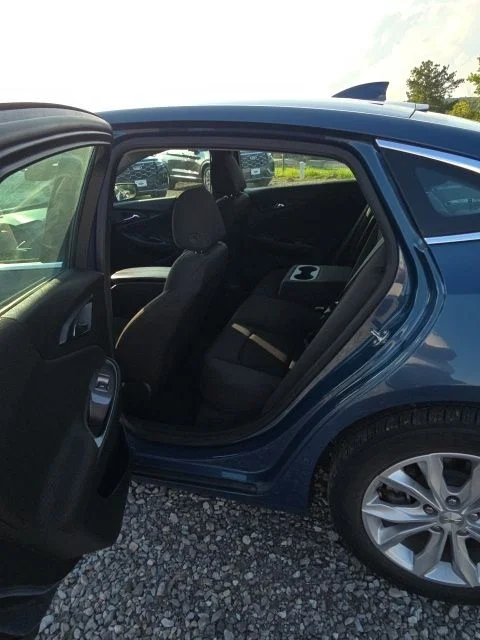 Used 2025 Lakeshore Blue Metallic Chevrolet LT image 7