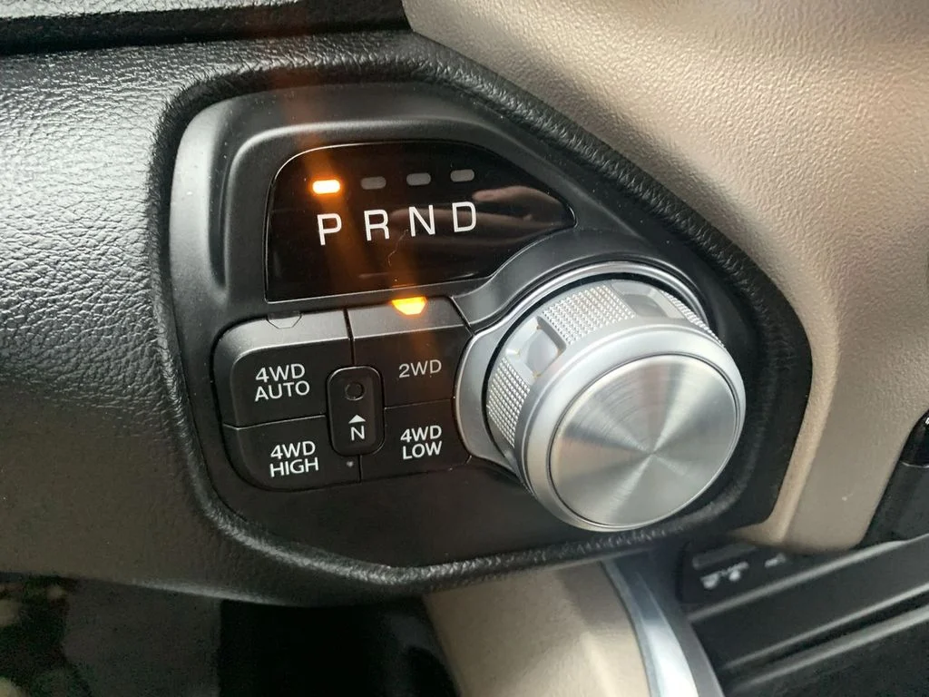 Used 2019 Blue Ram Laramie image 20