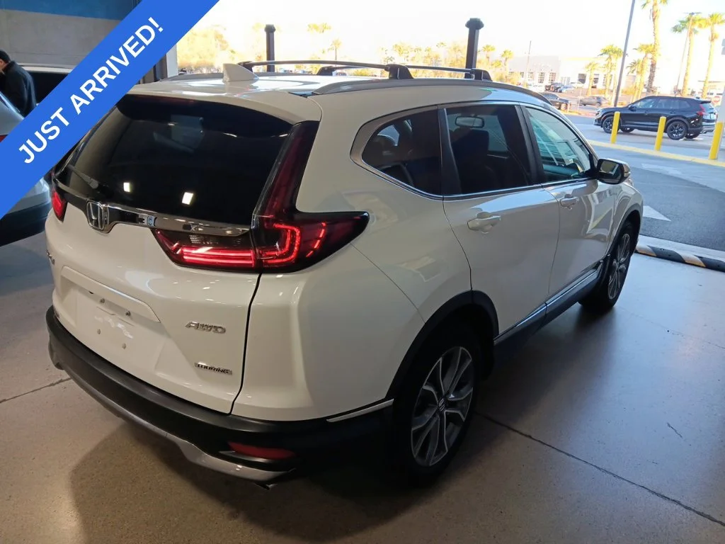 Certified Used 2022 Platinum White Pearl Honda Touring image 3