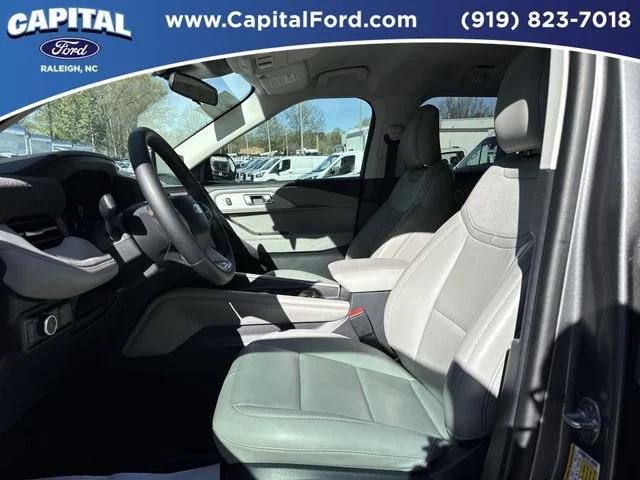 Used 2025 Gray Ford Active image 23