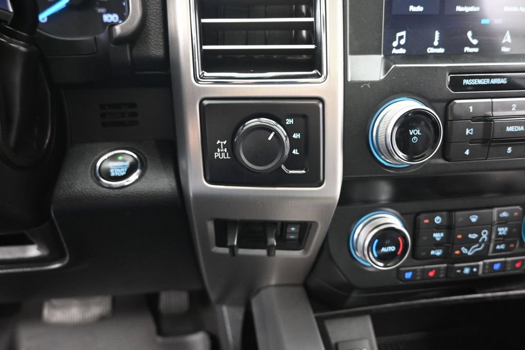 Used 2019 Black Ford Platinum image 19