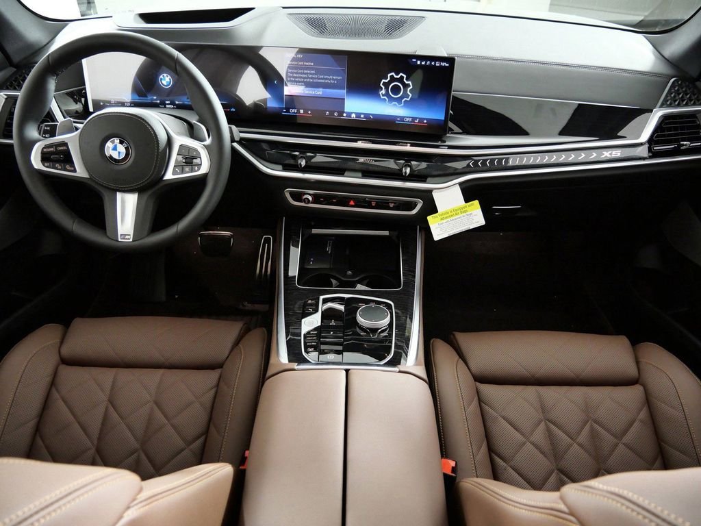 Used 2026 Skyscraper Grey Metallic BMW xDrive40i image 6