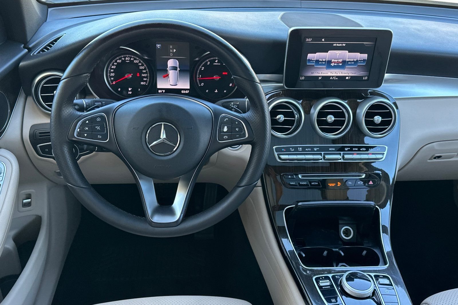 Used 2018 White Mercedes-Benz GLC 300 image 14