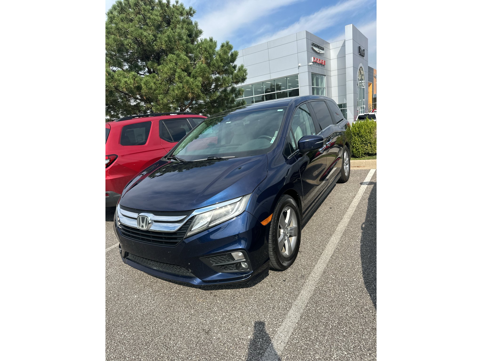 Used 2020 Blue Honda EX-L image 1