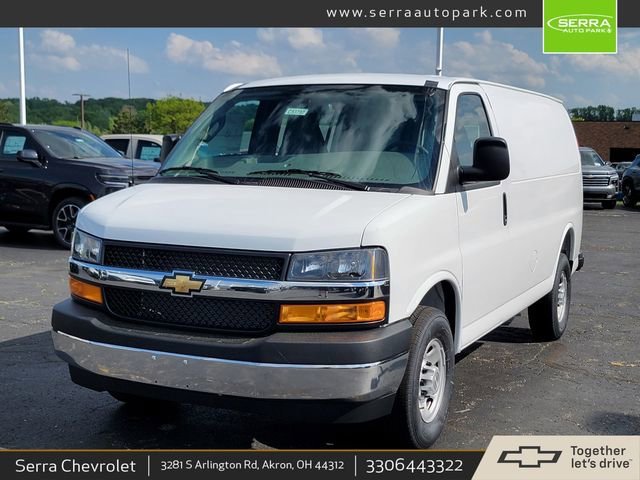 2026 Chevrolet Express 2500 Work Van HD's photo
