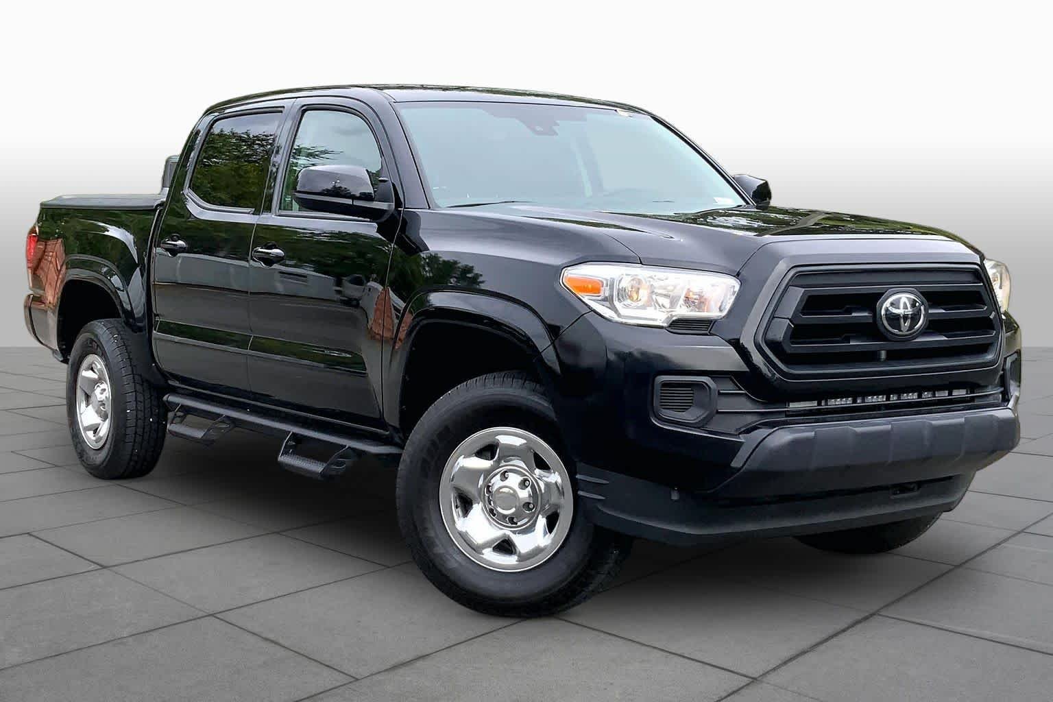Used 2021 Midnight Black Metallic Toyota SR image 3