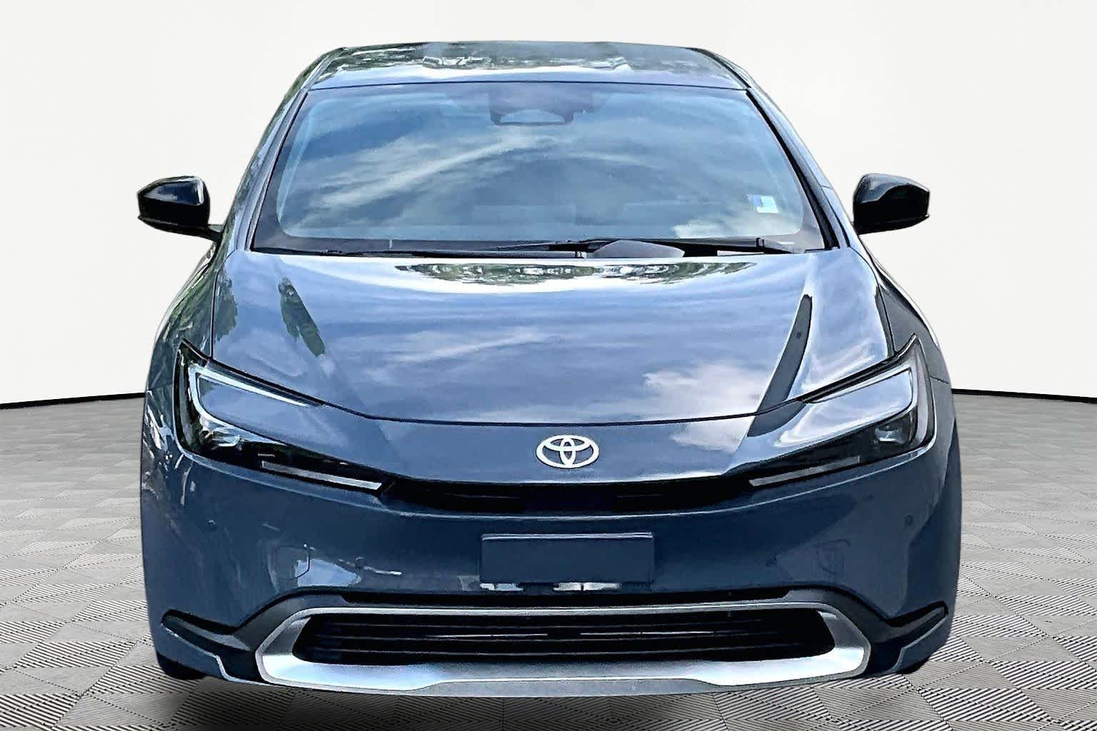 Certified Used 2026 Guardian Gray Toyota SE image 4
