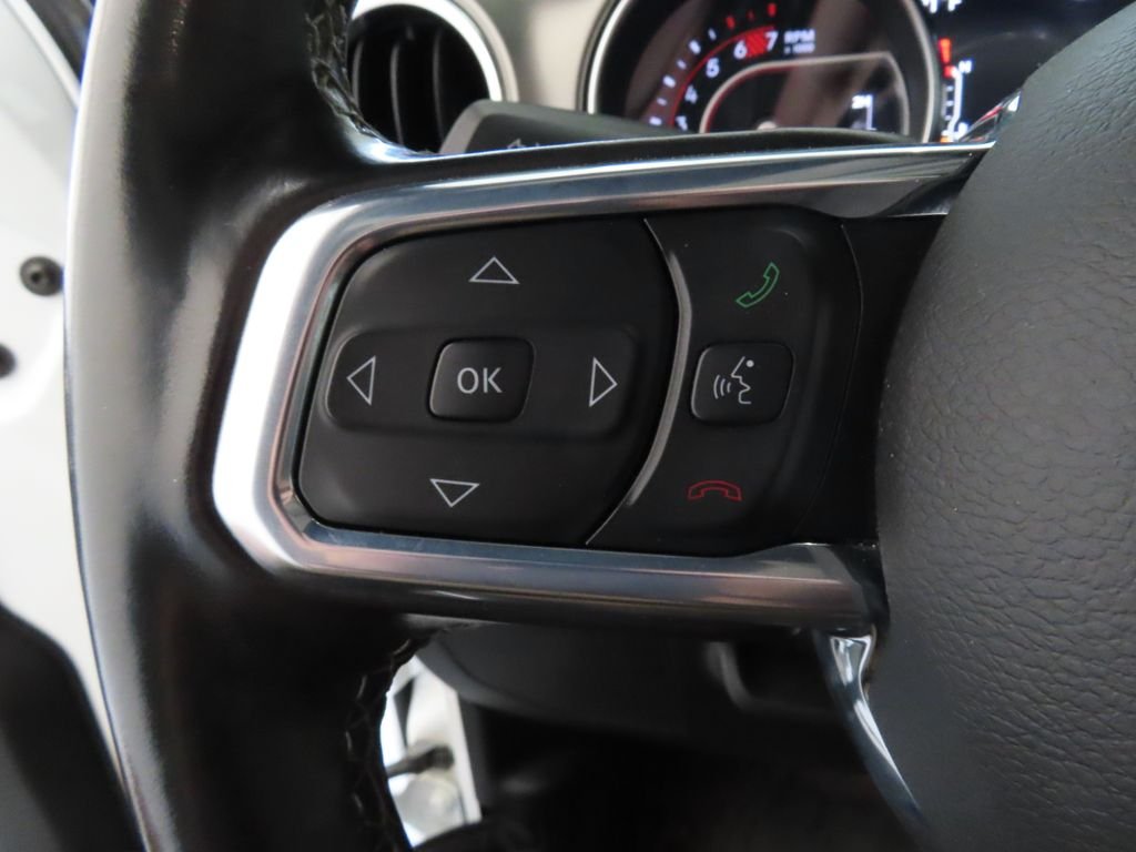 Used 2021 White Jeep Unlimited Rubicon image 12