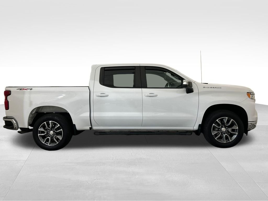 Used 2023 White Chevrolet LT image 7