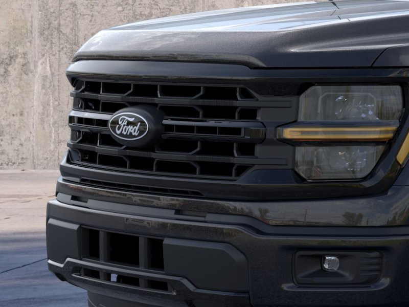 New 2026 Agate Black Metallic Ford XLT image 17