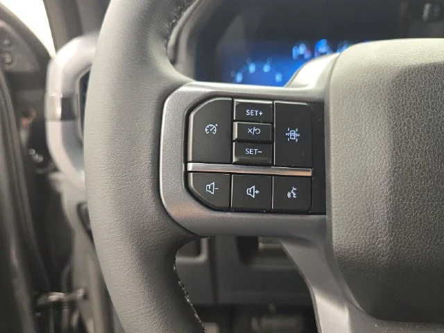 New 2026 Carbonized Gray Metallic Ford XLT image 39