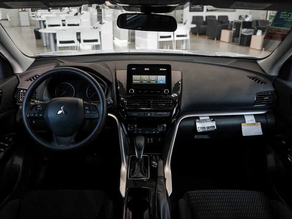 2026 Mitsubishi Eclipse Cross LE - Photo 12