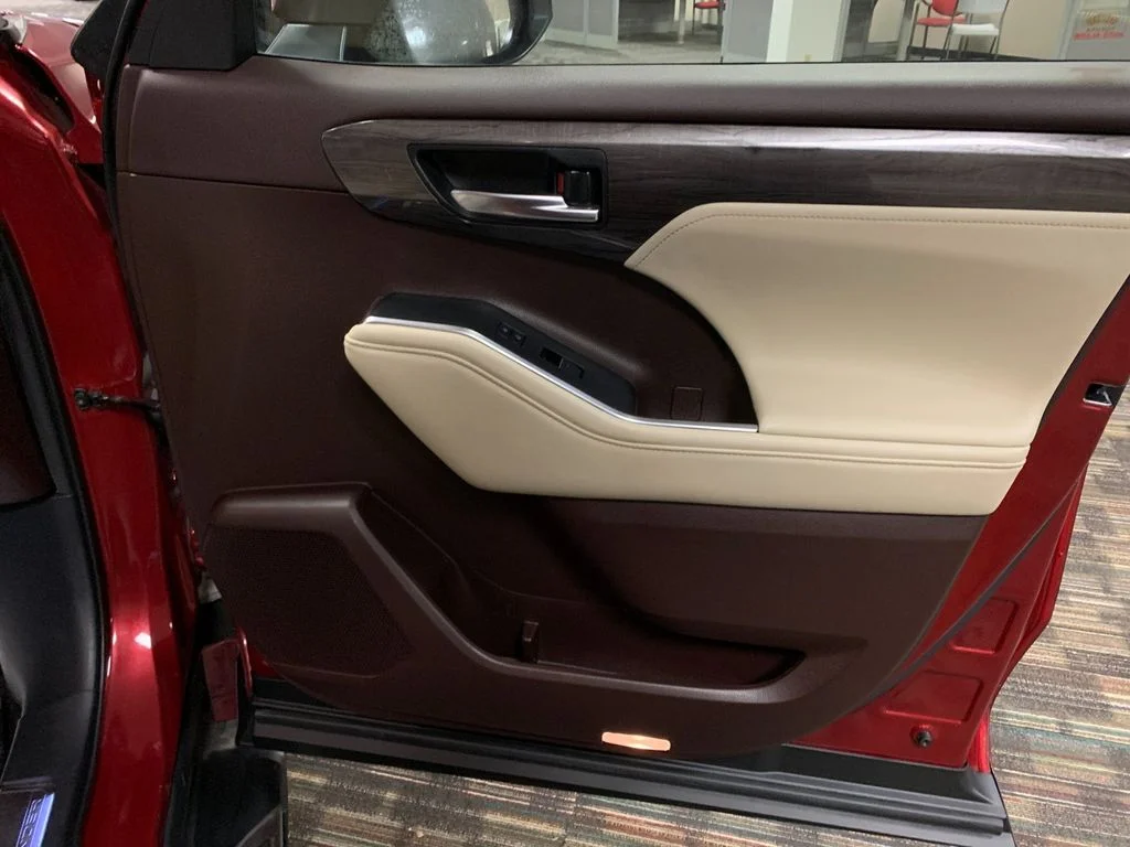 Used 2020 Red Toyota Platinum image 23