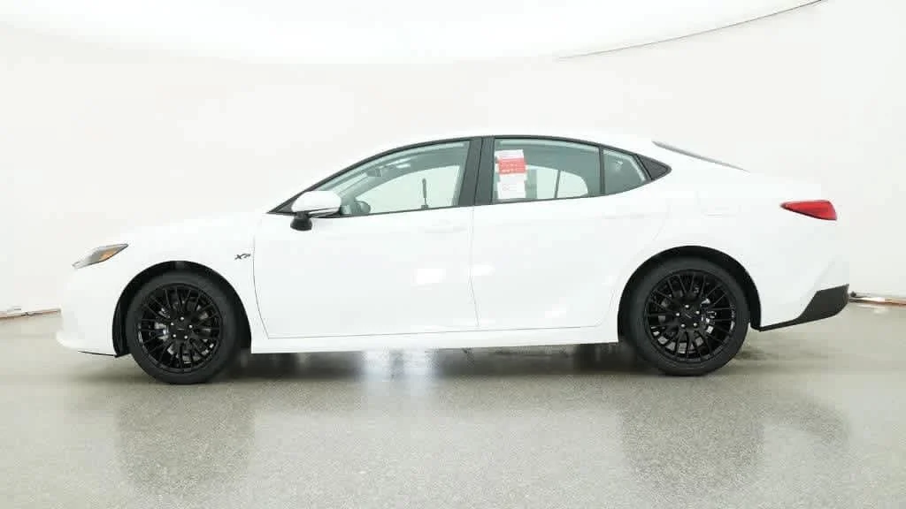 New 2026 Ice Cap Toyota LE image 19
