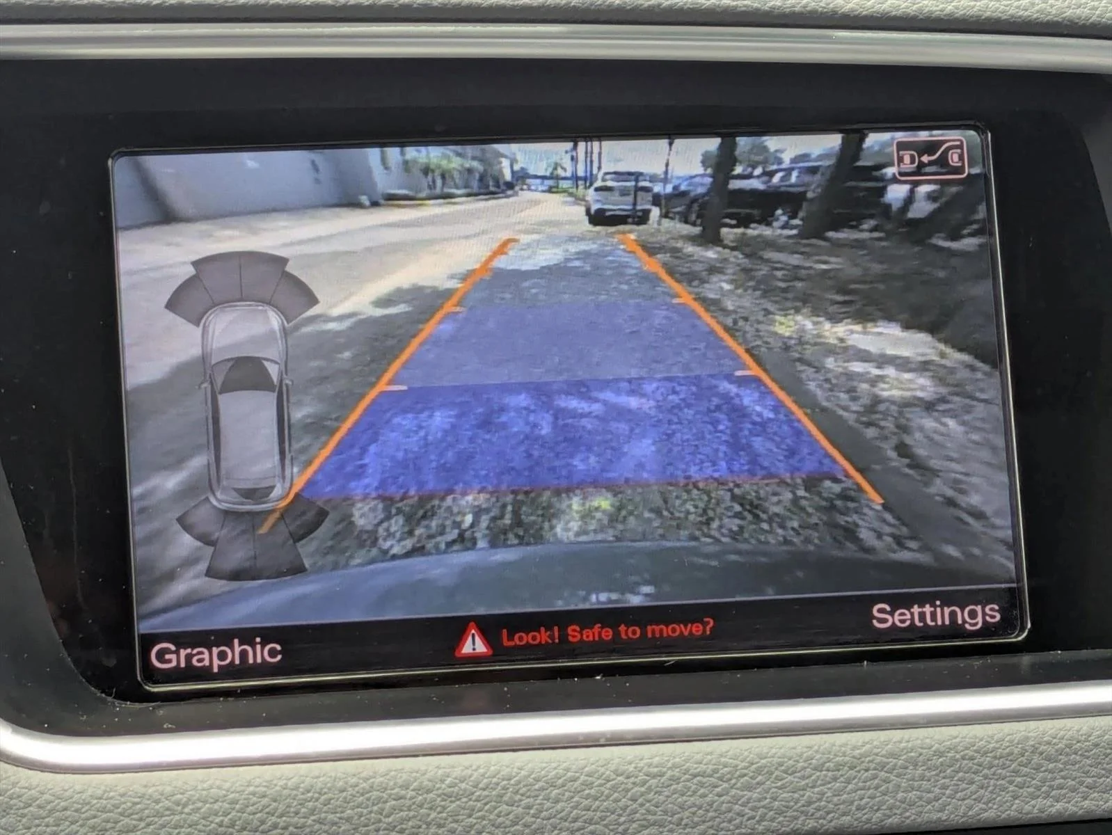 Used 2015 Daytona Gray Pearl Audi Premium Plus image 13