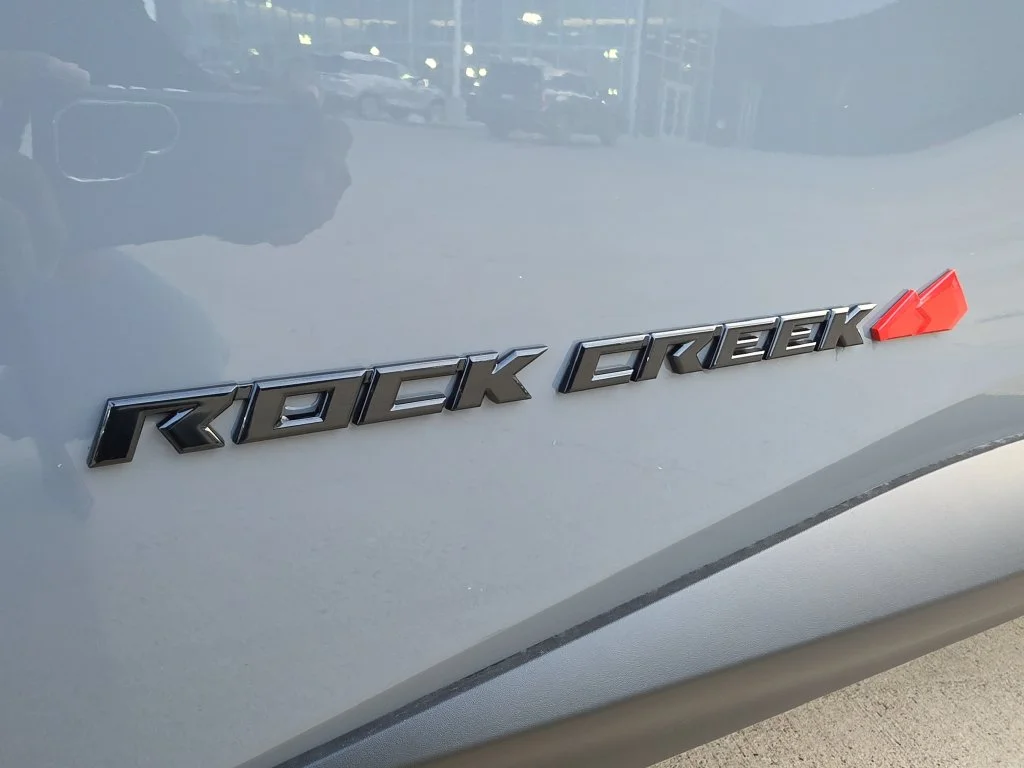 New 2026 Boulder Gray Pearl / Super Black Two-tone Nissan Rock Creek® image 50