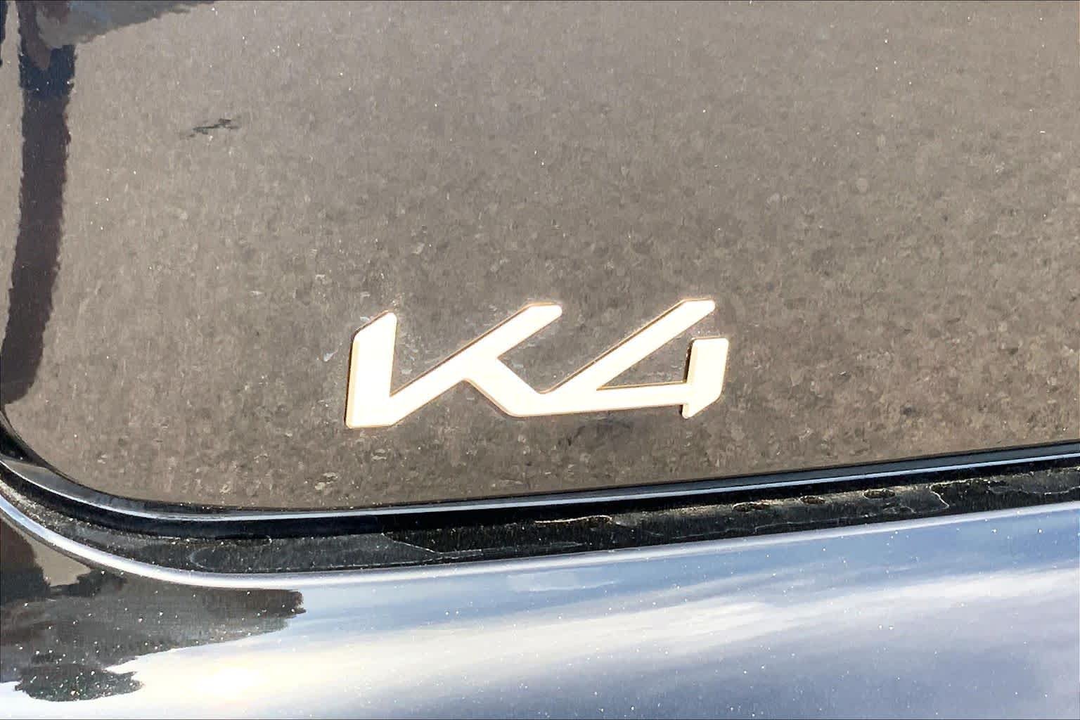 Used 2026 Aurora Black Pearl Kia GT-Line image 32