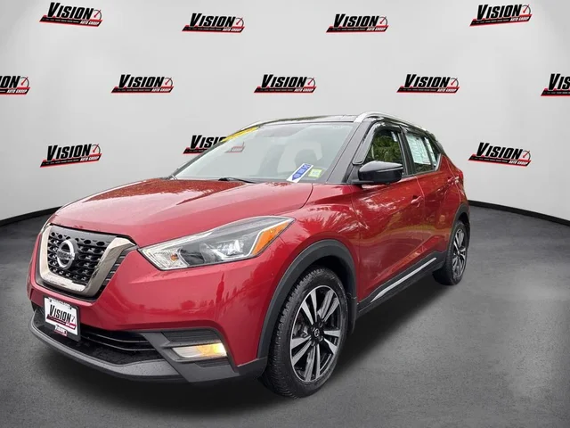 2019 Nissan Kicks SR