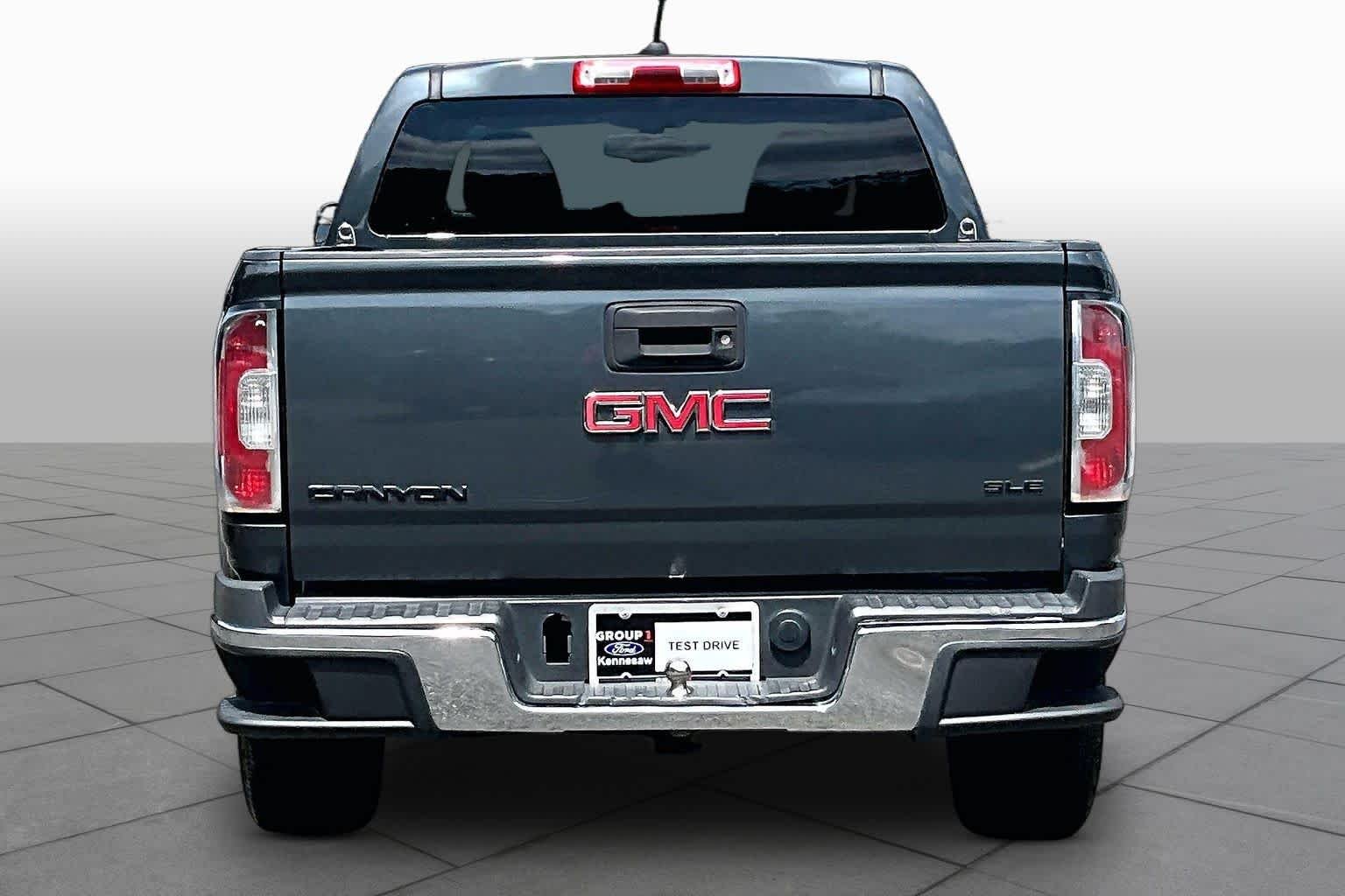 Used 2016 Cyber Gray Metallic GMC 2WD SLE image 5