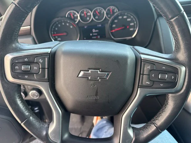 Used 2021 Black Chevrolet Z71 image 14