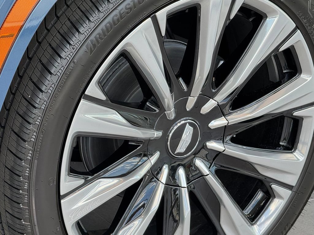 2026 Cadillac Escalade Luxury - Photo 13
