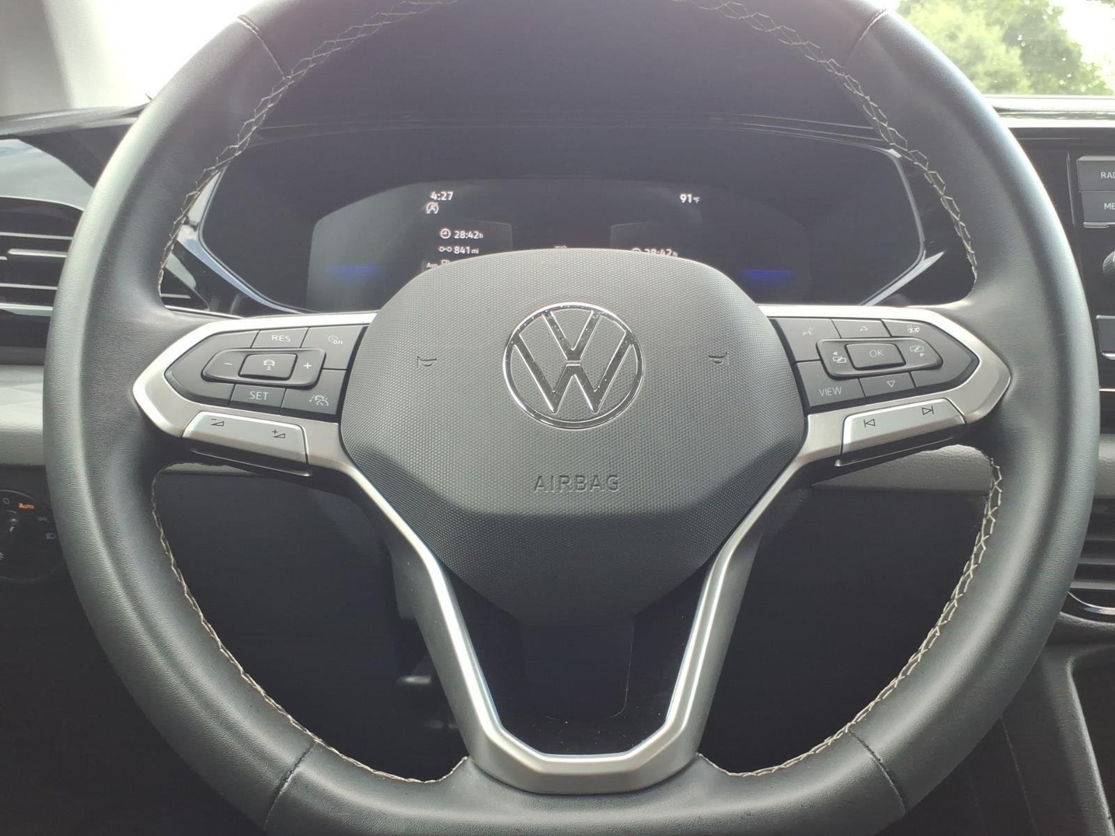 Used 2024  Volkswagen S image 24