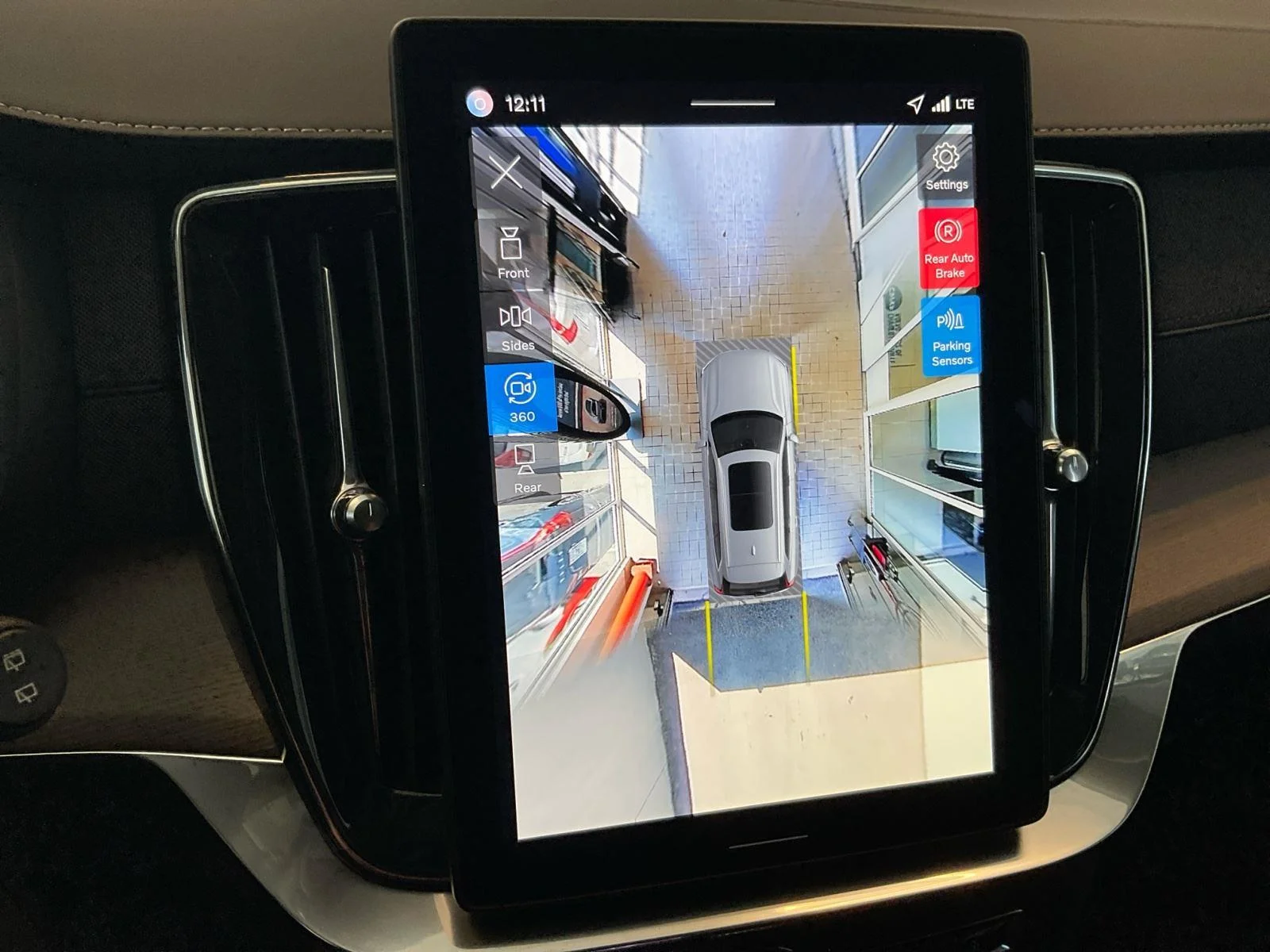 2026 Volvo XC90 Plus - Photo 25