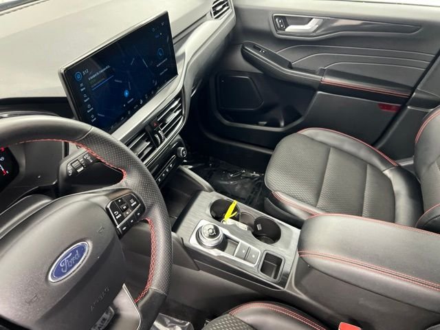 Used 2025 Gray Ford ST-Line image 22