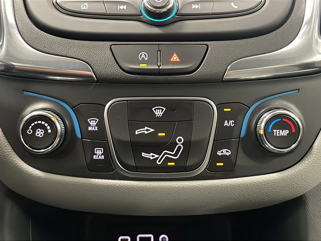 2023 Chevrolet Equinox LT - Photo 21