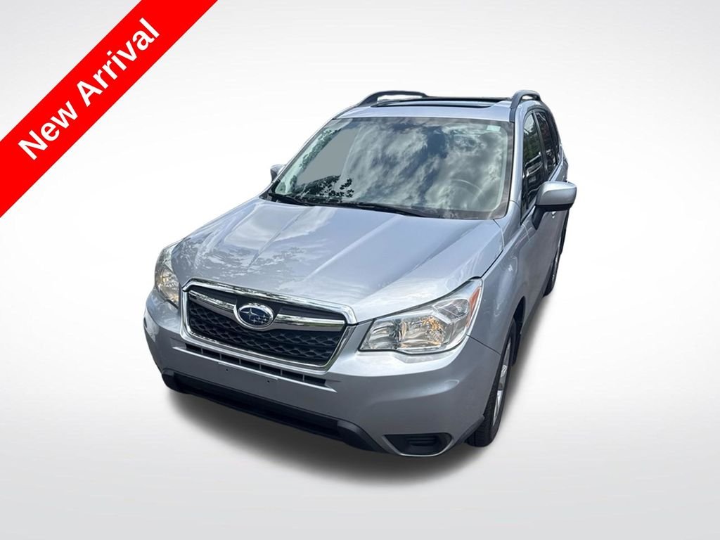 Used 2015 Silver Subaru 2.5i Premium image 1