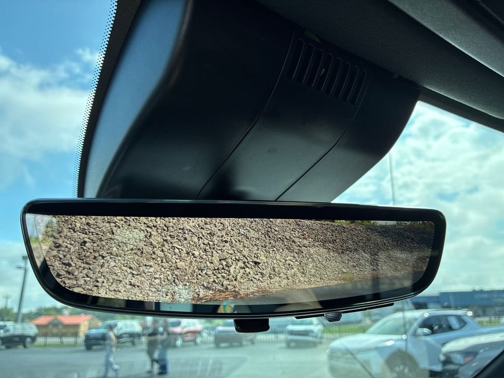 Used 2023 Black Chevrolet High Country image 18