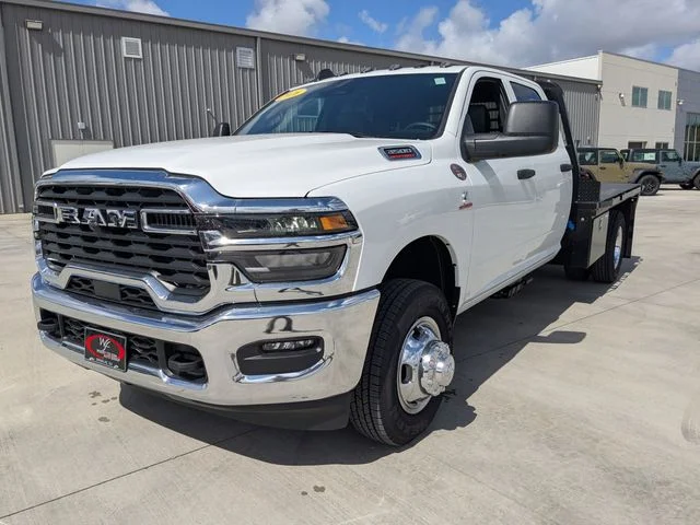 New 2026 Bright White Clear-Coat Exterior Paint RAM Tradesman image 8