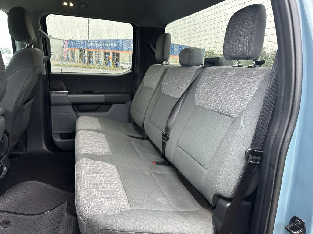 Used 2023 Blue Ford XLT image 6