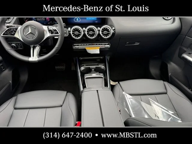 New 2026 Mountain Grey Metallic Mercedes-Benz GLA 250 image 7