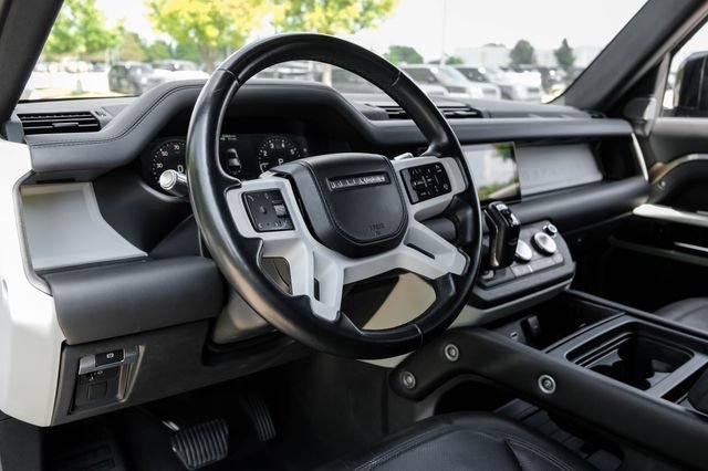 2022 Land Rover Defender 3