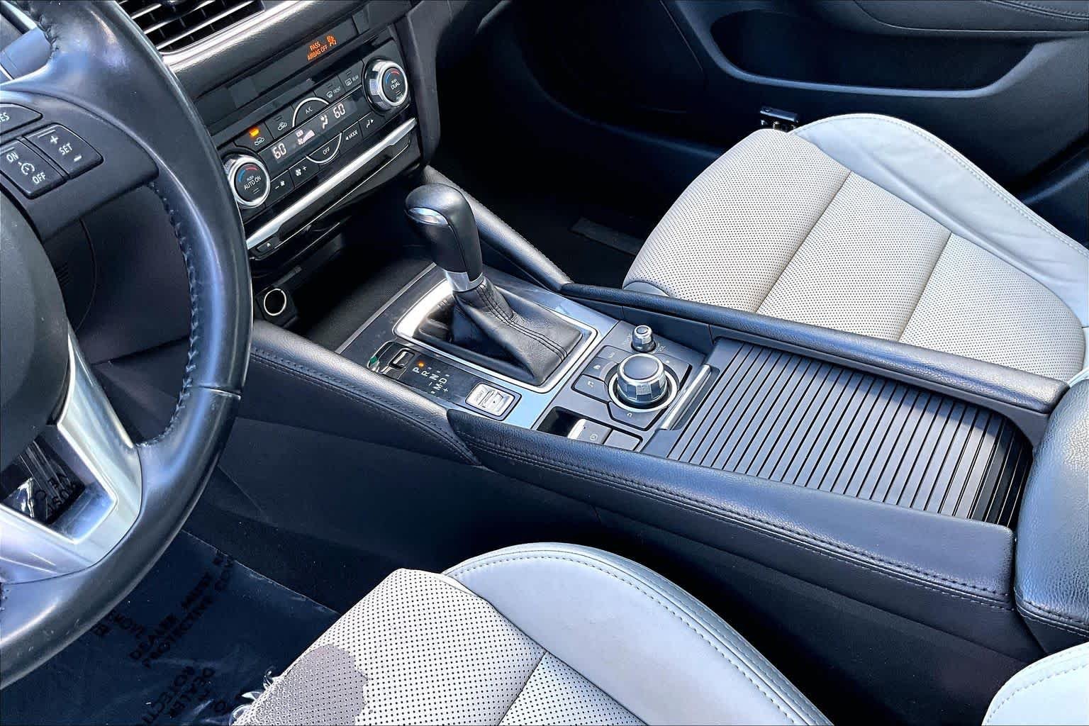 Used 2016 Jet Black Mica Mazda i Touring image 15
