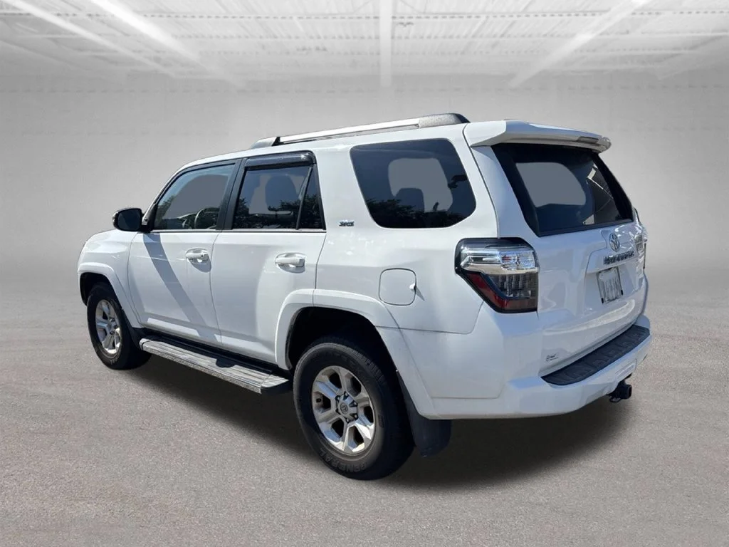 Used 2020 White Toyota SR5 Premium image 4