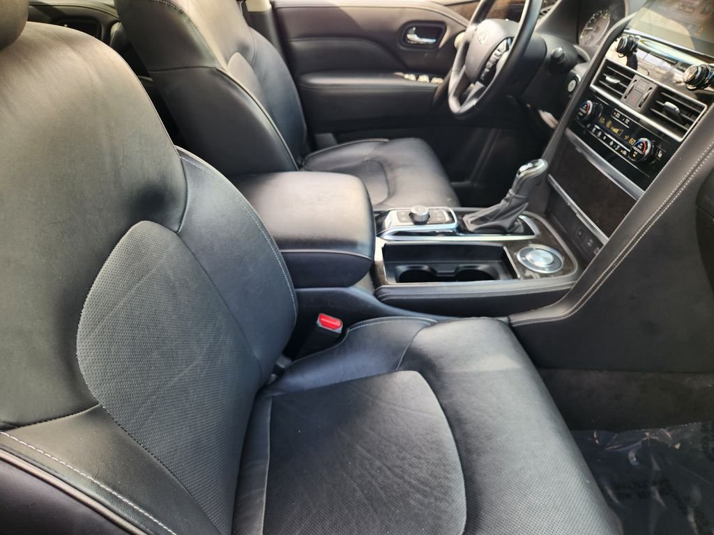 Used 2024 Gray INFINITI LUXE image 14