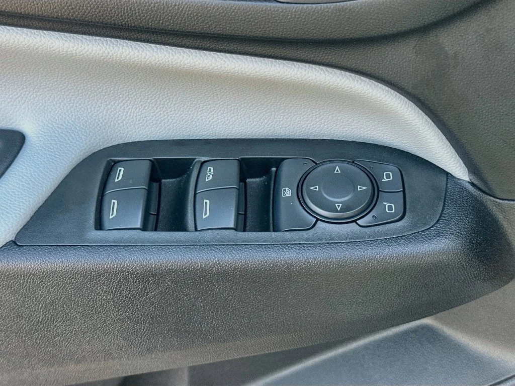 Used 2024 White Chevrolet LS image 17