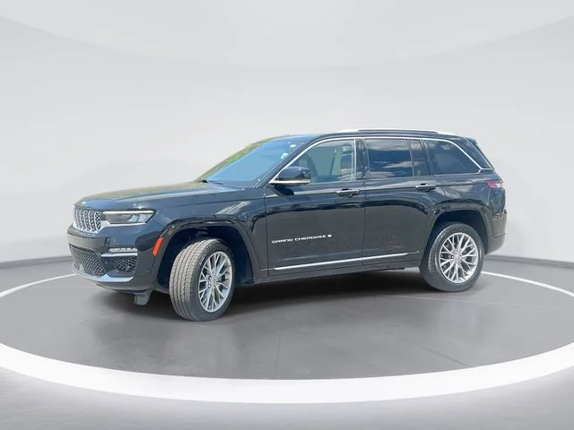 Used 2022 Black Jeep Summit image 1